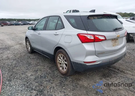 2018 Chevrolet Equinox Ls z USA, uszkodzony, nr VIN 2GNAXHEV3J6163082